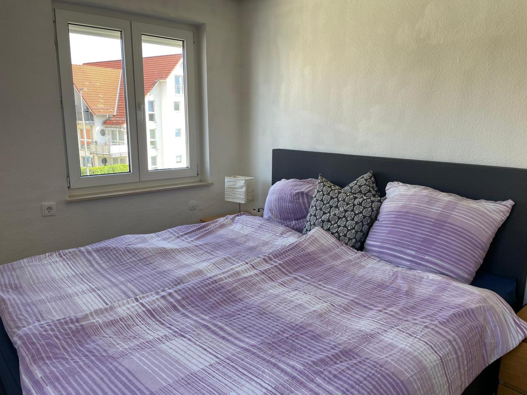 Sonnige 3 Zimmer Wohnung mit schönem Balkon im Grünen Reutlingen Exterior foto